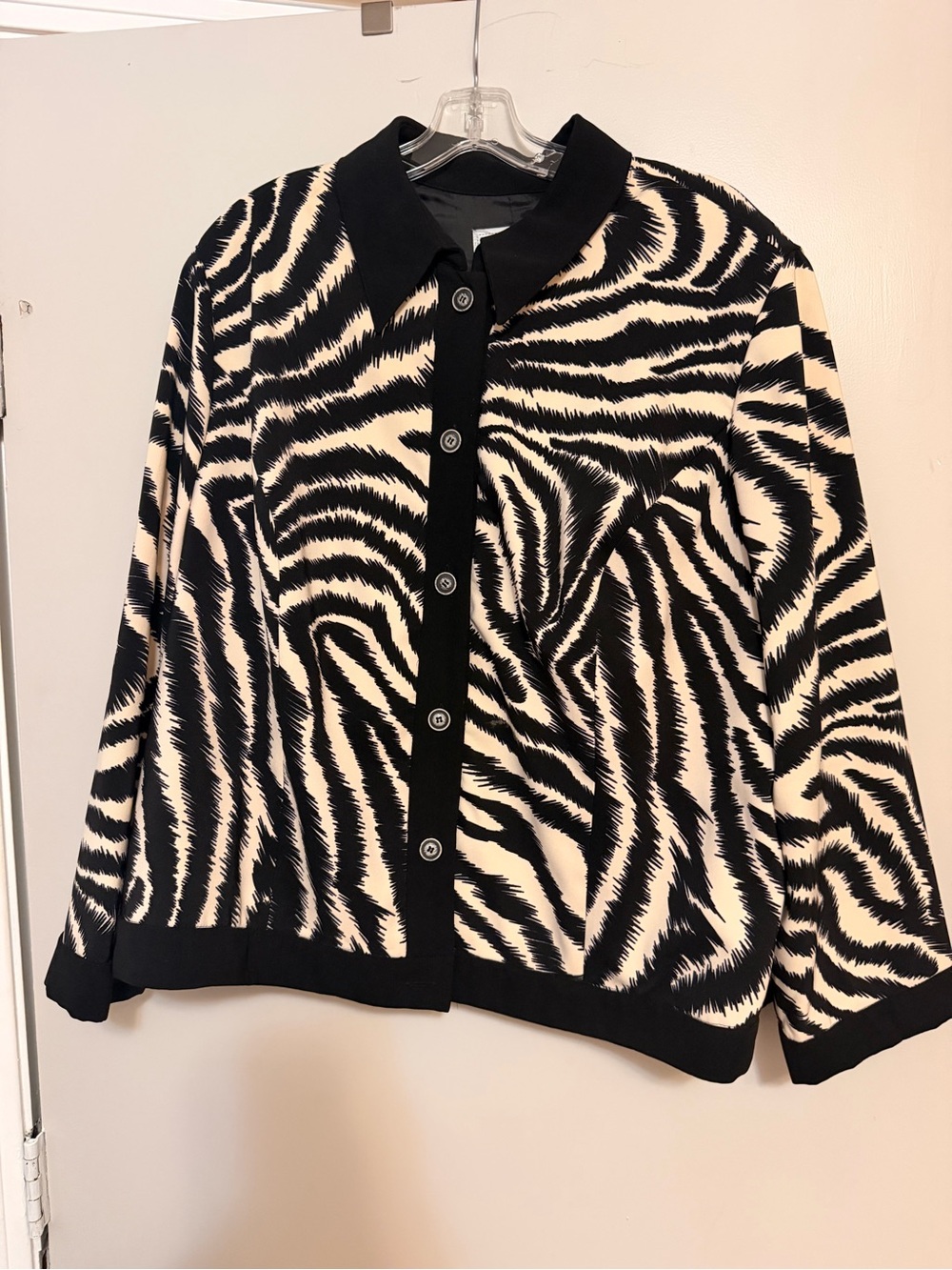 Le Bos Black & Cream Two Piece Button-Up Jacket Set - Zebra Print